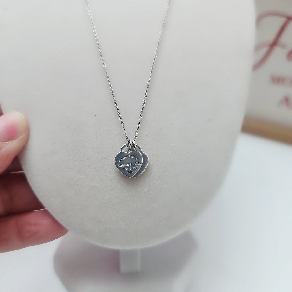 Authentic Tiffany And Co Mini Heart Necklase - Picture 7 of 10